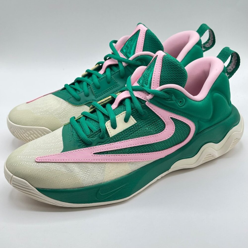 Men's Nike Giannis Immortality 3 Green Pink Basketball Shoes DZ7533-300 Sz 10.5 - Picture 2 of 12